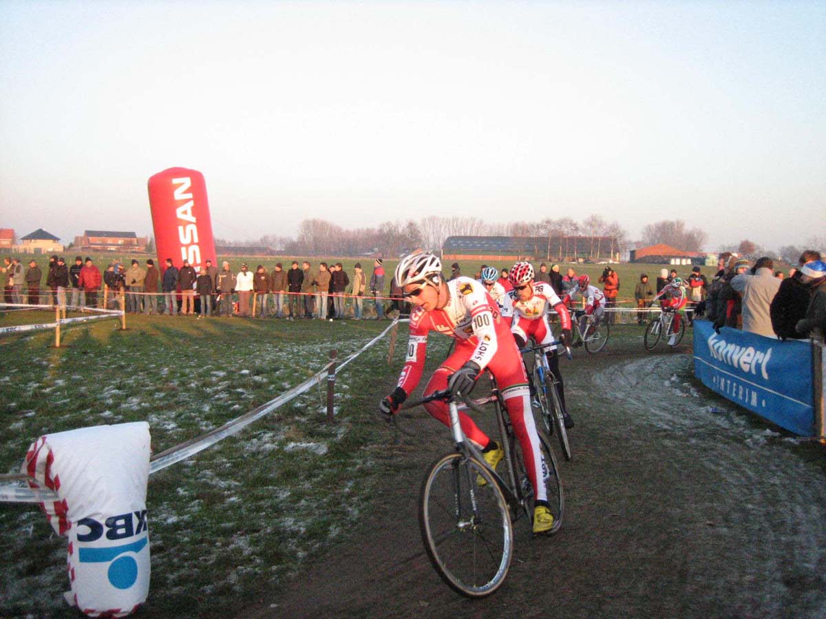 azencross-cv-sm-troy wells turning corner.jpg